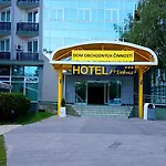 Modena Отель