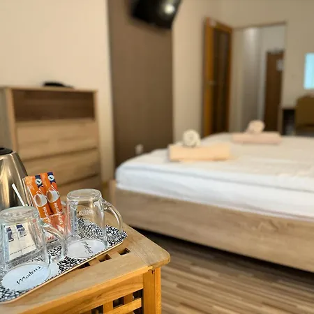 Modena Hotell 3*