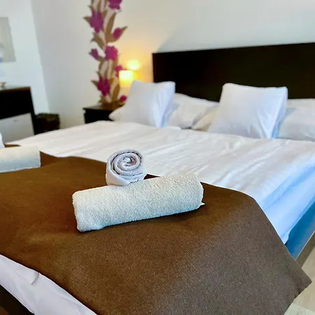 Modena 3* ブラチスラヴァ