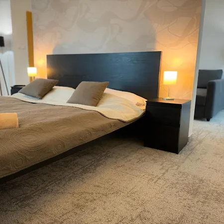 Hotell Modena 3*