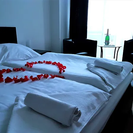 Modena Ξενοδοχείο 3*