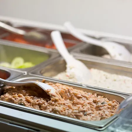 Modena 3* Μπρατισλάβα