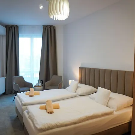 Modena Hotel Pressburg