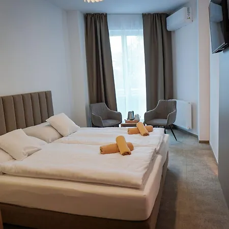 Modena Hotel