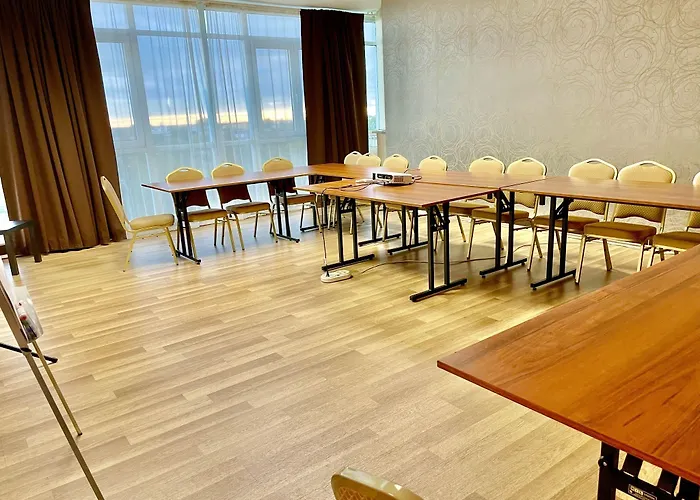 Ξενοδοχείο Modena 3*