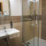 ホテル Modena 3*
